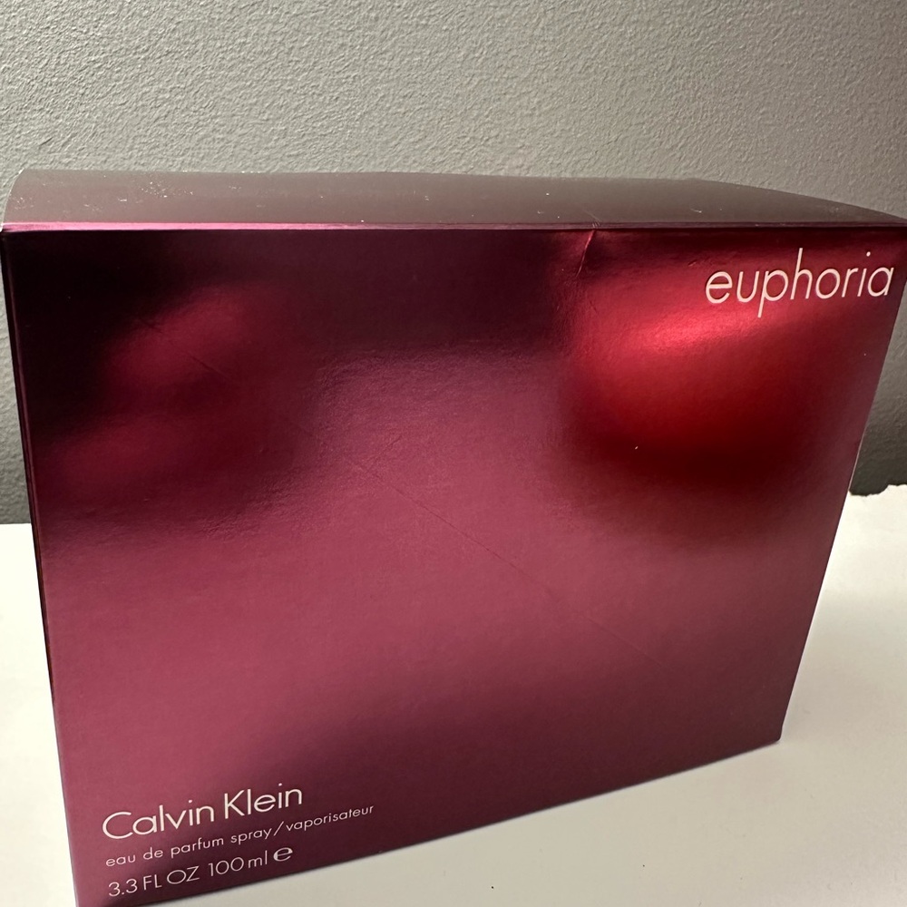 NEW Calvin Klein Euphoria Eau de Parfum - Deep Red Box